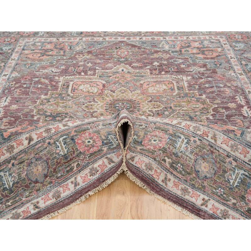 Shahbanu Rugs Light Burgundy Tone on Tone Extra Soft Wool Heriz Revival